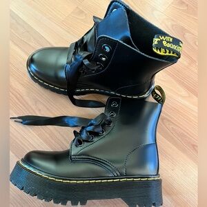 Doc marten platform lace up boots